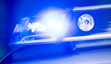 Person mit Waffe? Großer Polizeieinsatz im Ellerbeker Weg in Kiel