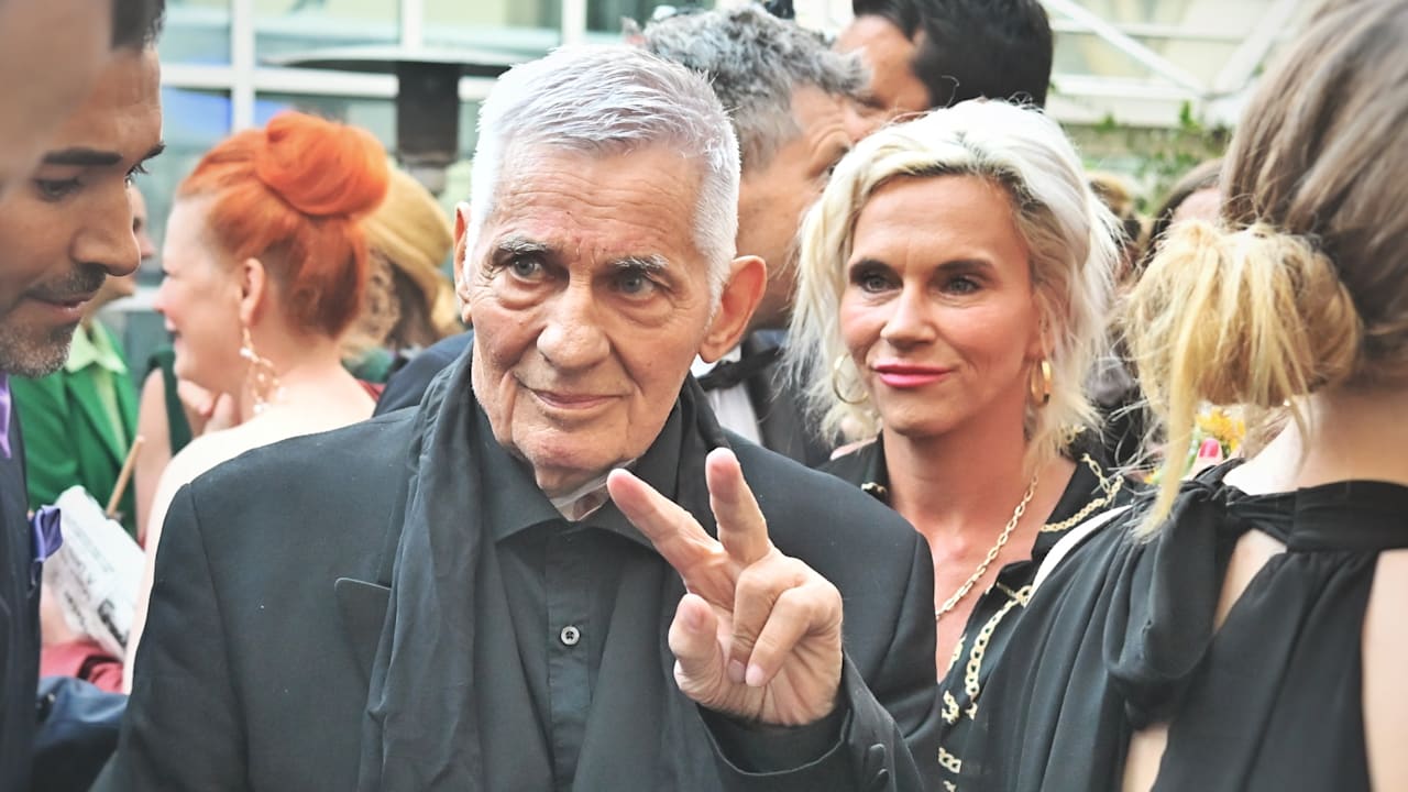 Heinz Hoenig: Der Filmstar tauchte überraschend bei einer Party auf | Unterhaltung