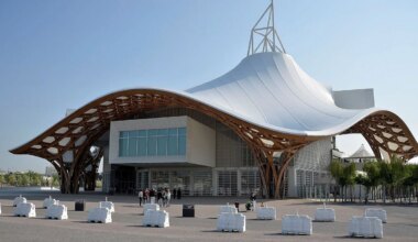 Frankreich - Berühmtes Kunstwerk: Millionenschwere Banane verputzt - Kultur