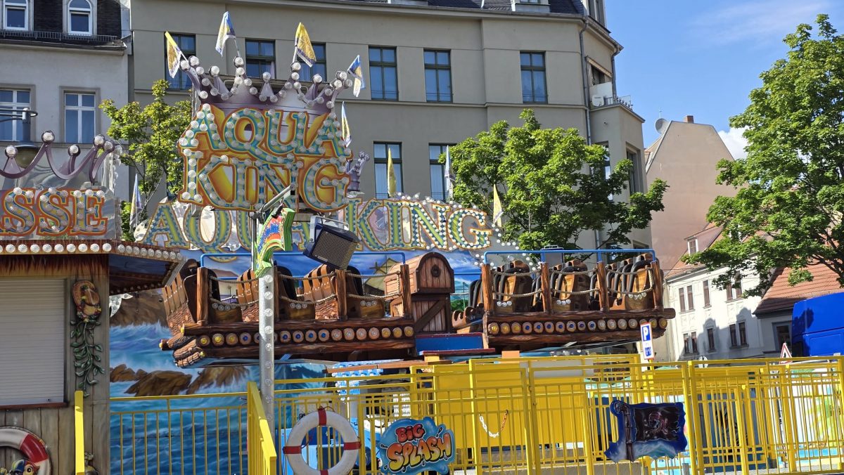 Sommerjahrmarkt startet am Freitag auf dem Hallmarkt in Halle (Saale) – Familienspaß pur bis zum 27. Juli – Du bist Halle