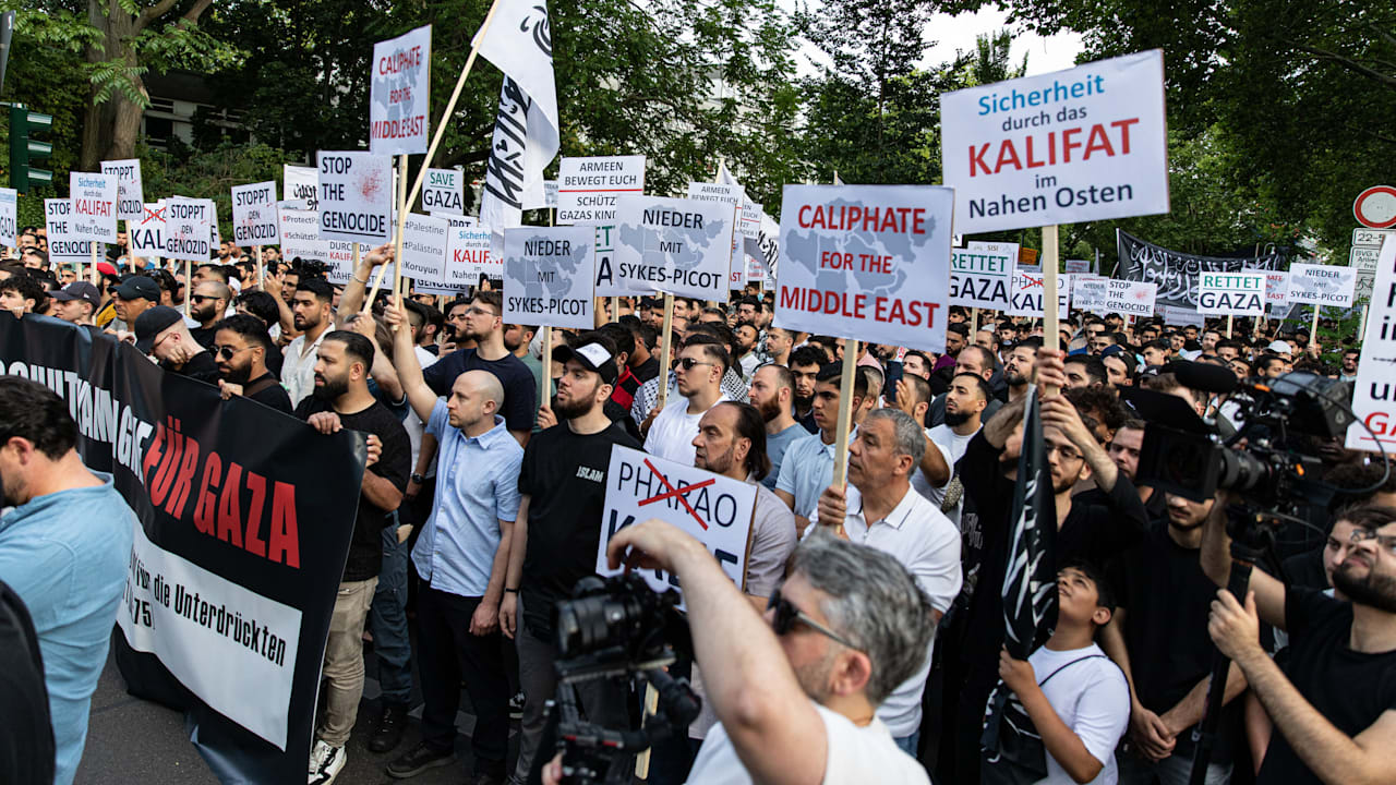 Kalifat-Rufe bei Demos: Offener Israel-Hass – Politik reagiert nicht | Regional