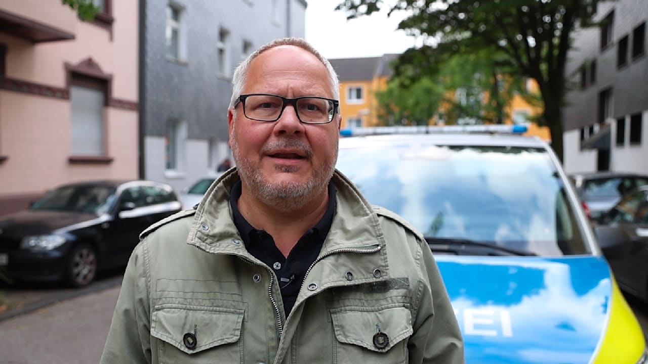 BILD vor Ort in Essen: Terrorverdächtiger nach Razzia festgenommen | News