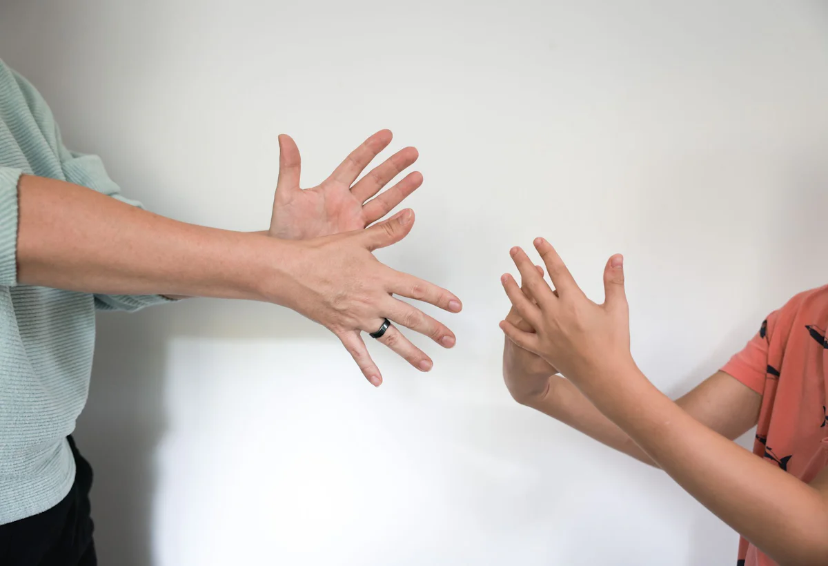Hamburg - Bürgerschaft entschuldigt sich für Unrecht an Gehörlosen - Politik