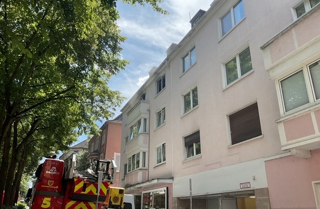FW-DO: Zwei Verletzte bei Küchenbrand in Dortmund-Marten