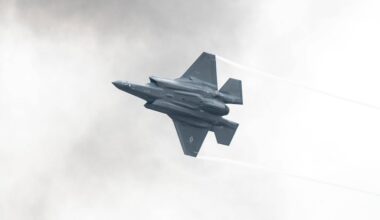 USA verlegen Atomwaffen nach Großbritannien: „Weiteres Anheizen der Spannungen“