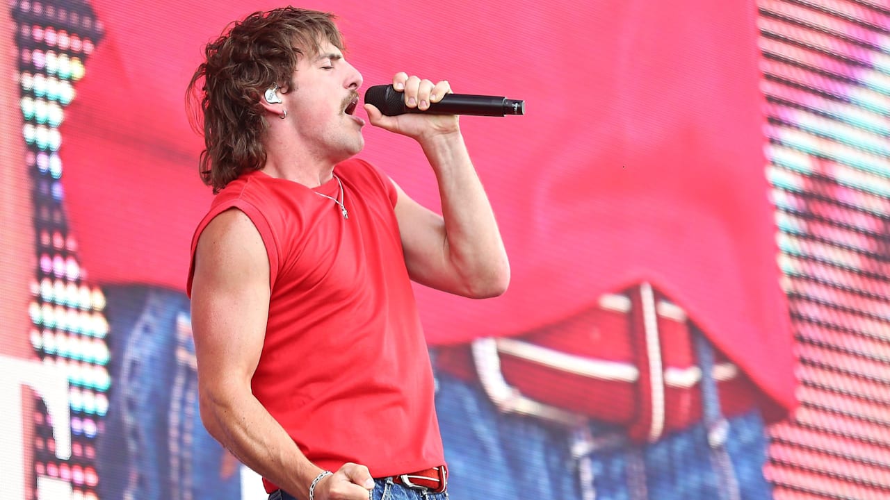 Benson Boone: Saltos und Selfies auf dem Lollapalooza-Festival | Unterhaltung