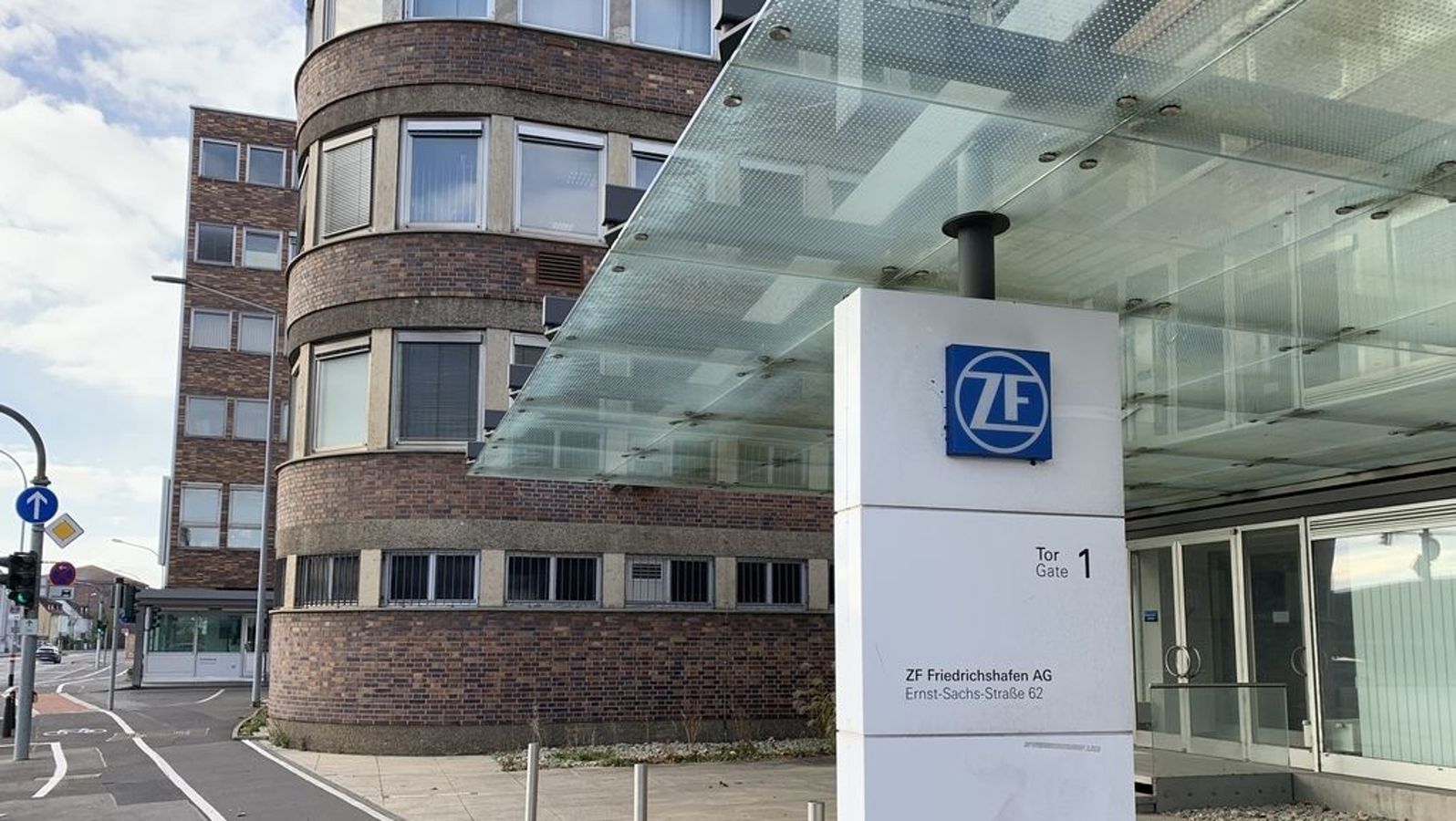 "Kahlschlag-Pläne" bei ZF: Tausende Jobs in Bayern in Gefahr