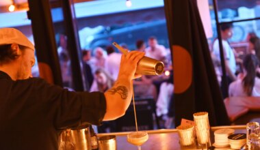 Suzy B. Bar in München: Die kleine Schwester des James T. Hunt - München