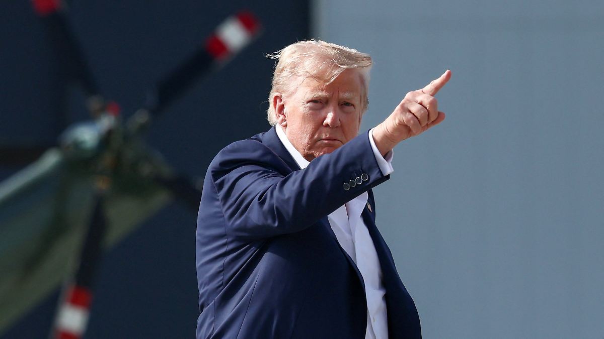 Hohe Strafzölle drohen: Trump präzisiert sein Ultimatum an Putin auf zehn Tage