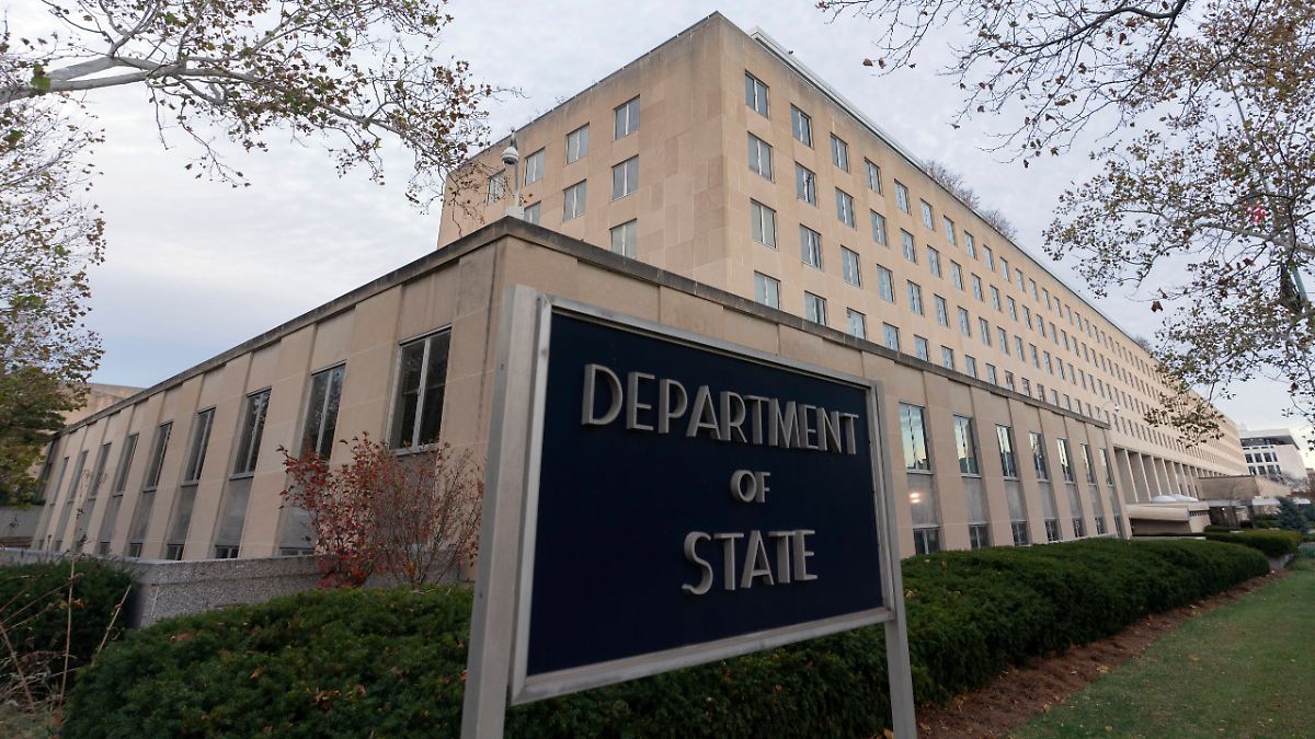 Trump setzt Rotstift an: US-Außenministerium startet Massenentlassungen