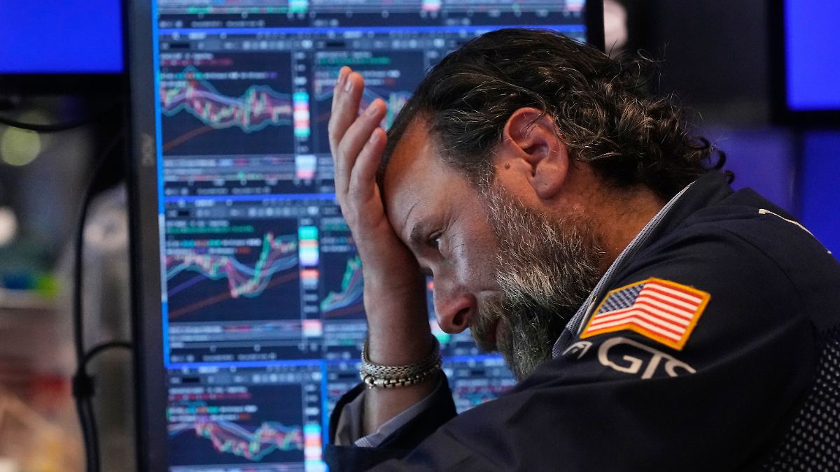 Rückwärtsgang nach Rekordhochs: Trumps Zollschraube würgt Wall Street ab