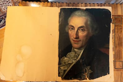 Der Dresdner Kunstsammler möchte das Werk gerne restaurieren lassen, aber erst, wenn möglichst auch die noch fehlenden Gemäldeteile wieder aufgetaucht sind. 
