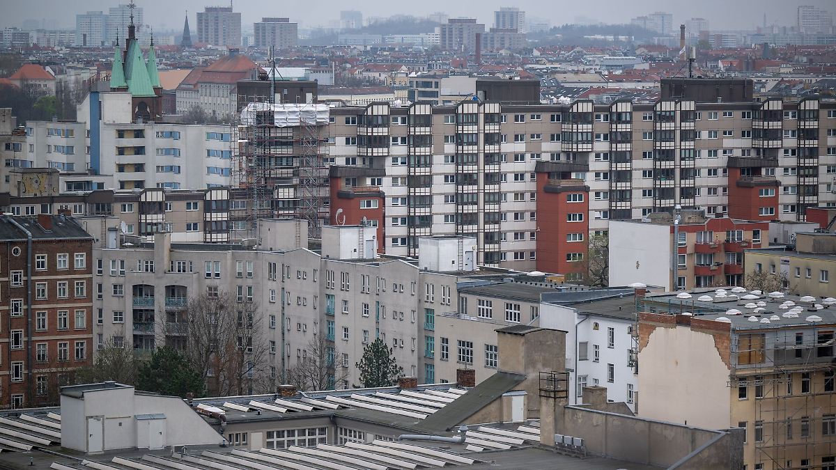 Berlin & Brandenburg: Senator verteidigt Mietsteigerungen