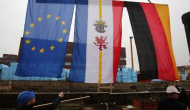 Mecklenburg-Vorpommern: Umfrage: Verbundenheit mit Deutschland in MV besonders hoch