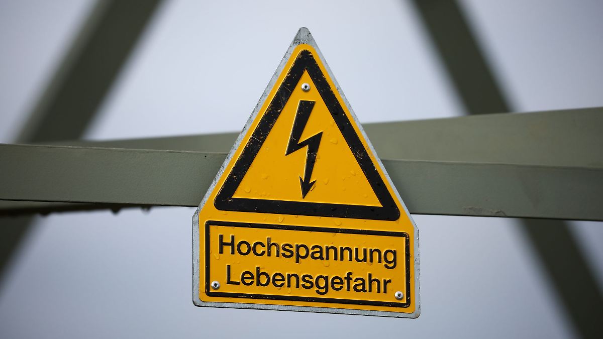 Nordrhein-Westfalen: Arbeitsunfall im Umspannwerk: Stromausfall in Aachen