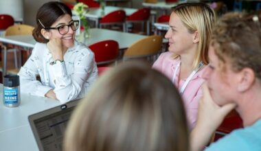 Plätze frei bei Informatica Feminale und Ingenieurinnen-Sommeruni