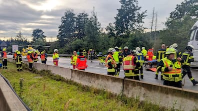 Die Retter waren mit einem Großaufgebot im Einsatz.