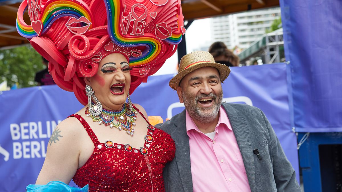 Mehr als eine bunte Party: CSD in Berlin sendet politische Botschaften