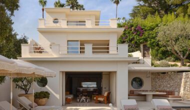 Dieses luftige Traumhaus direkt am Meer baute ein Architekt für seine eigene junge Familie