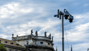 Drei mobile Videotürme für Überwachung in München
