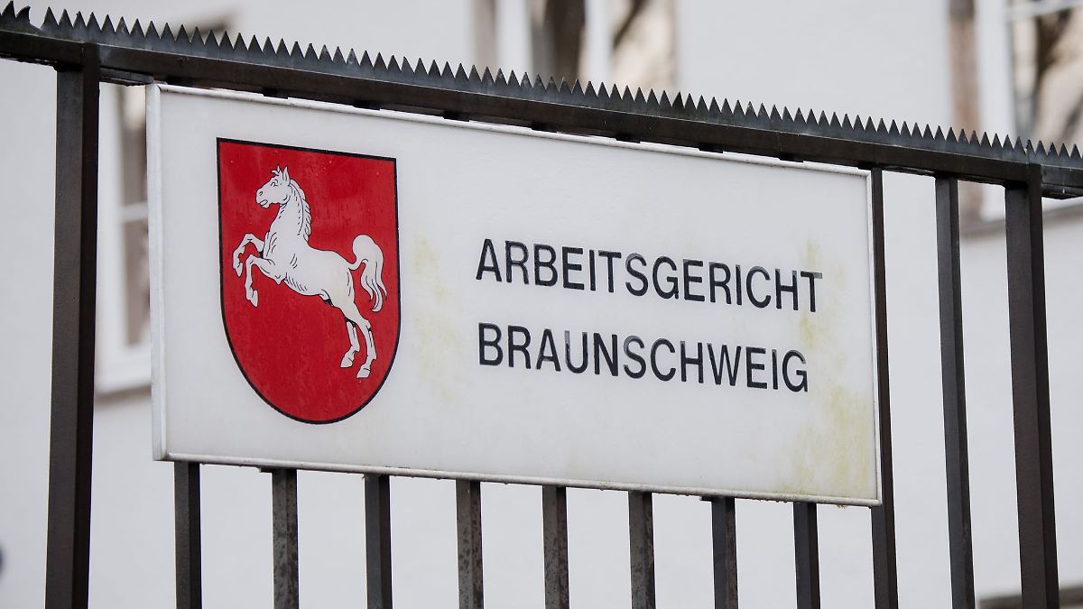 Niedersachsen & Bremen: Gewerkschaft oder nicht? AfD-naher Verein klagt gegen VW