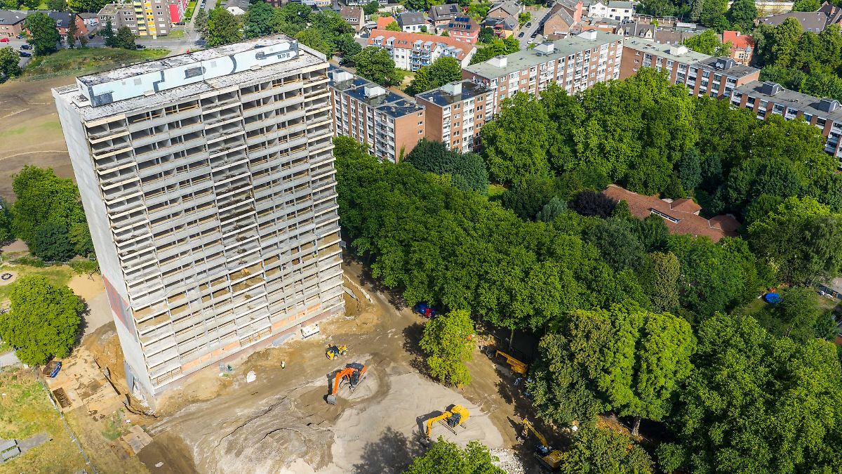 Nordrhein-Westfalen: Duisburg sprengt "Weißen Riesen" - Pläne für Problemviertel