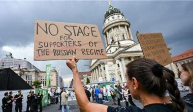 Proteste gegen Netrebko-Konzert in Berlin