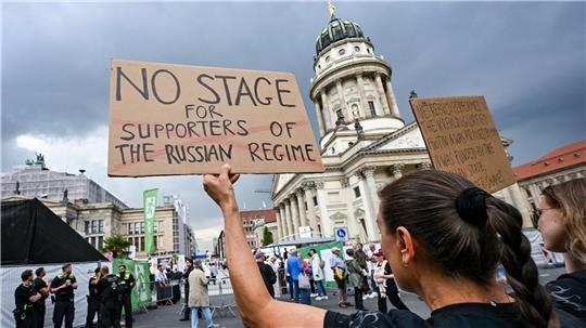 Proteste gegen Netrebko-Konzert in Berlin