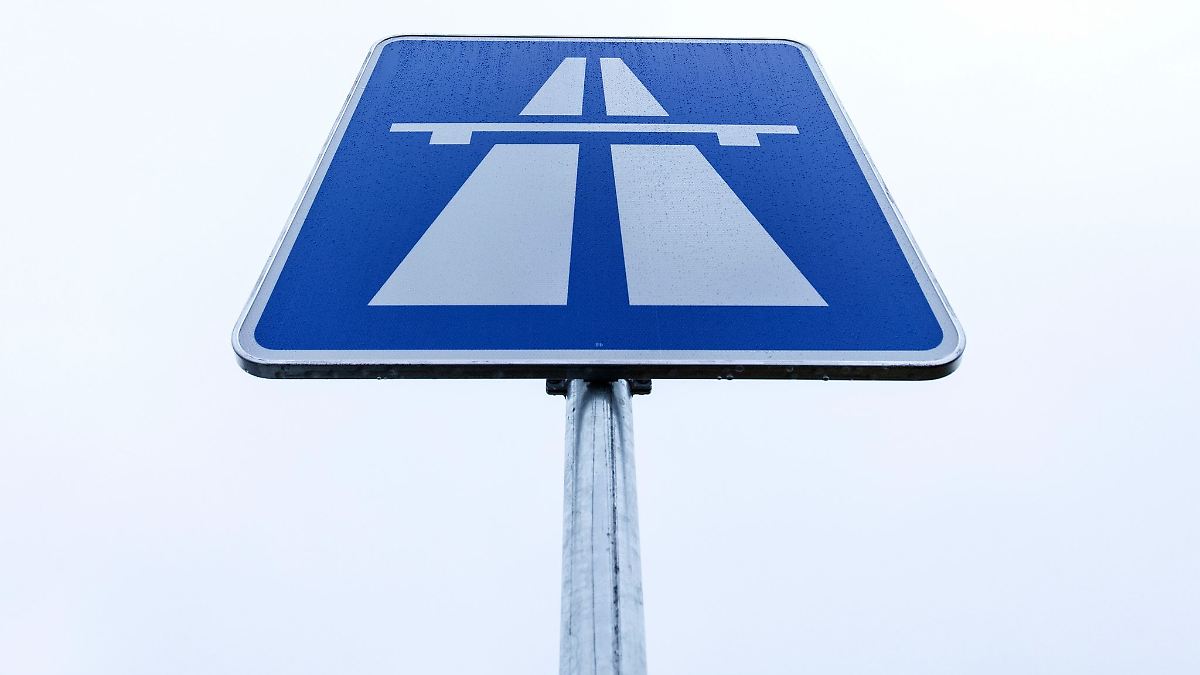 Sachsen: Technische Probleme - Autobahn bei Dresden gesperrt