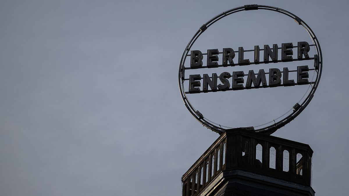 Berlin & Brandenburg: Kroatische Dramatikerin bekommt Helene Weigel Theaterpreis