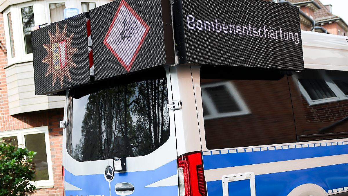 Hamburg & Schleswig-Holstein: Bombe in Kiel entschärft
