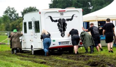 Wacken ruft: Erste Heavy-Metal-Fans treffen ein