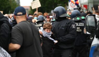 Berlin & Brandenburg: Palästina-Demo aufgelöst - Rangeleien mit Polizei