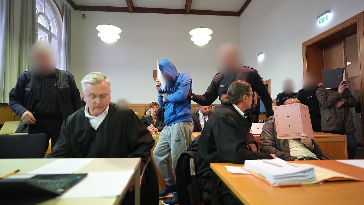 Hamburg & Schleswig-Holstein: Tödlicher Raubüberfall - lebenslange Haft gefordert