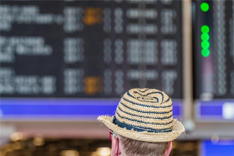 Die Wartezeiten halten sich in Grenzen, sagt Fraport.Andreas Arnold/dpa