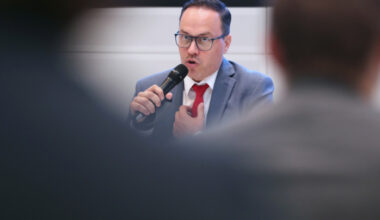 Wirtschaftsminister Panter gibt Entlastung für Unternehmer bekannt · Leipziger Zeitung