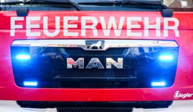 Niedersachsen & Bremen: Brand an Bahnlinie zwischen Delmenhorst und Bremen