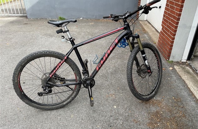 POL-BO: Auf Supermarkt-Parkplatz gestohlen: Polizei stellt Fahrrad sicher - ...