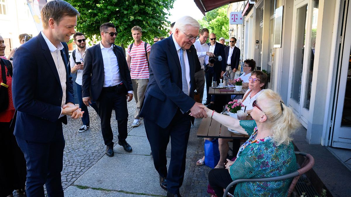 Berlin & Brandenburg: Steinmeier in Neuruppin: Nicht hier um große Reden zu halten