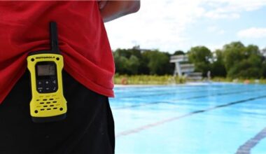 Eis in der Hand, Ärger im Becken