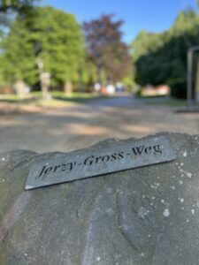Ein ökumenischer Weg gegen das Vergessen in Köln-Bickendorf
