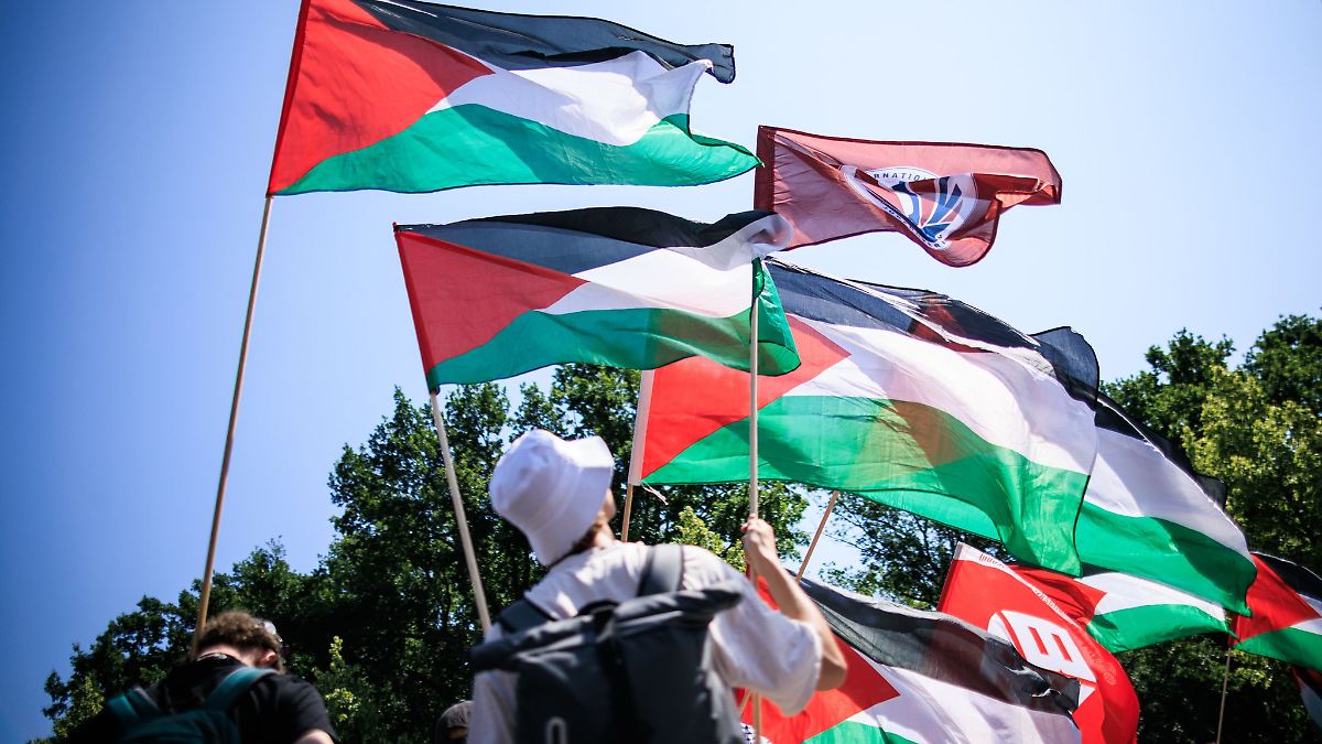 Berlin & Brandenburg: Polizei: Pro-Palästina-Camp am Kanzleramt soll umziehen