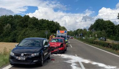 POL-AC: Verkehrsunfall auf der Kohlscheider Straße - Autofahrerin wird verletzt