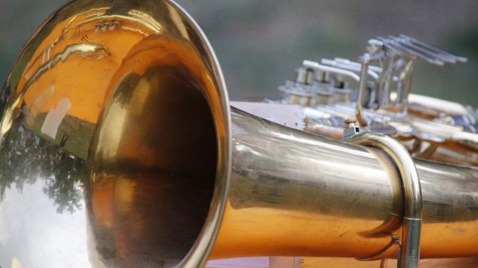 Horn Blechblasinstrument