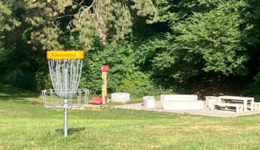 Neuer Discgolfpark in Rheindahlen wird eröffnet