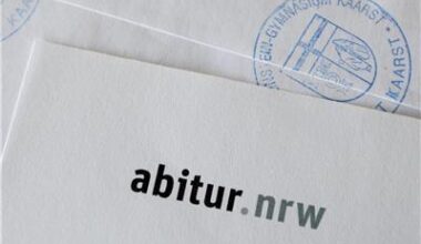NRW-Philologen für Abgleich der Ansprüche von Abitur und Uni