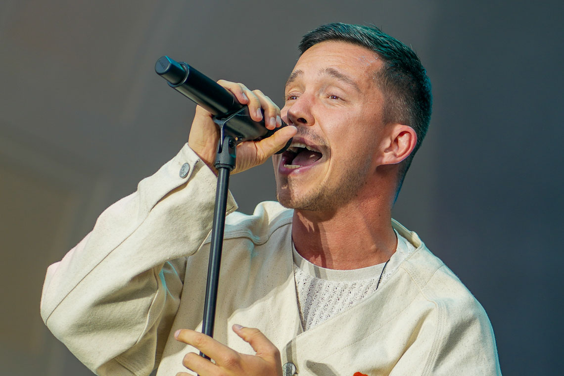 Nico Santos bringt Wiesbaden zum Wippen