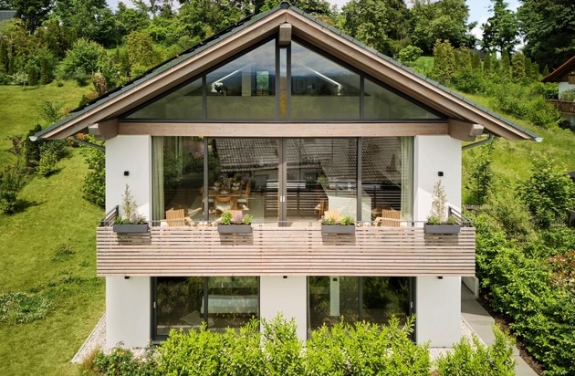 Alpenpanorama inklusive - Omaze verlost exklusives Alpen-Haus südlich von München