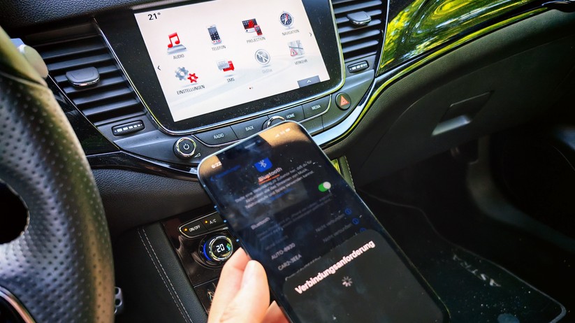 Carlinkit Mini Ultra Wireless Carplay Android Auto Adapter 