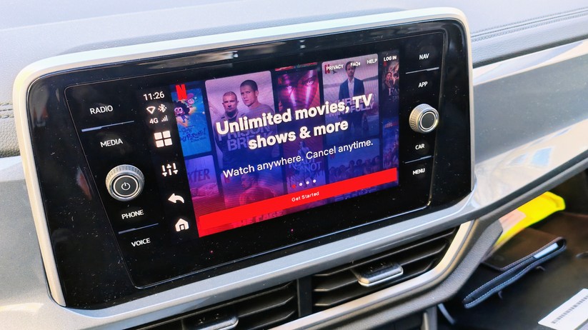 Ottocast P3 Carplay AI Box
